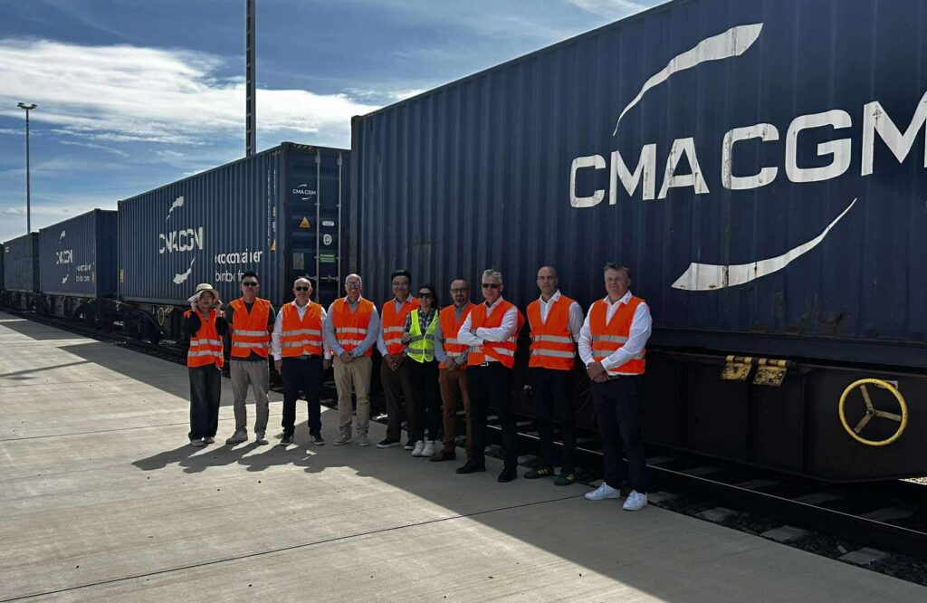 A vasúti árufuvarozás új nemzetközi szintje Debrecenben Ghibli Vasúti árufuvarozás - Ghibli Logisztikai Kft.