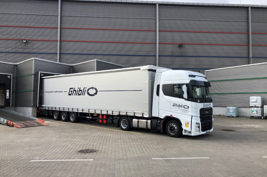 Raktár bérlés szempontjai - 5 dolog, amit figyelembe kell venned, ha raktárt bérelsz Ghibli raktár bérlés szempontjai Ghibli logisztika